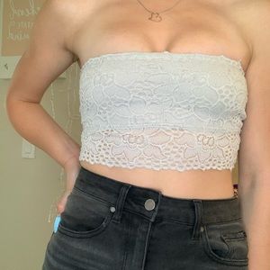 ✨ Gray lace bandeau bralette size small 💗